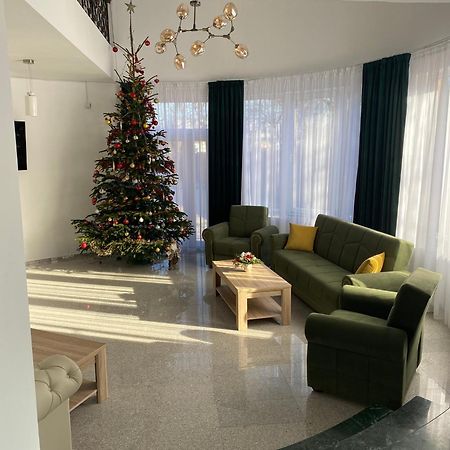 Budux Delux Vila Săcele Exterior foto